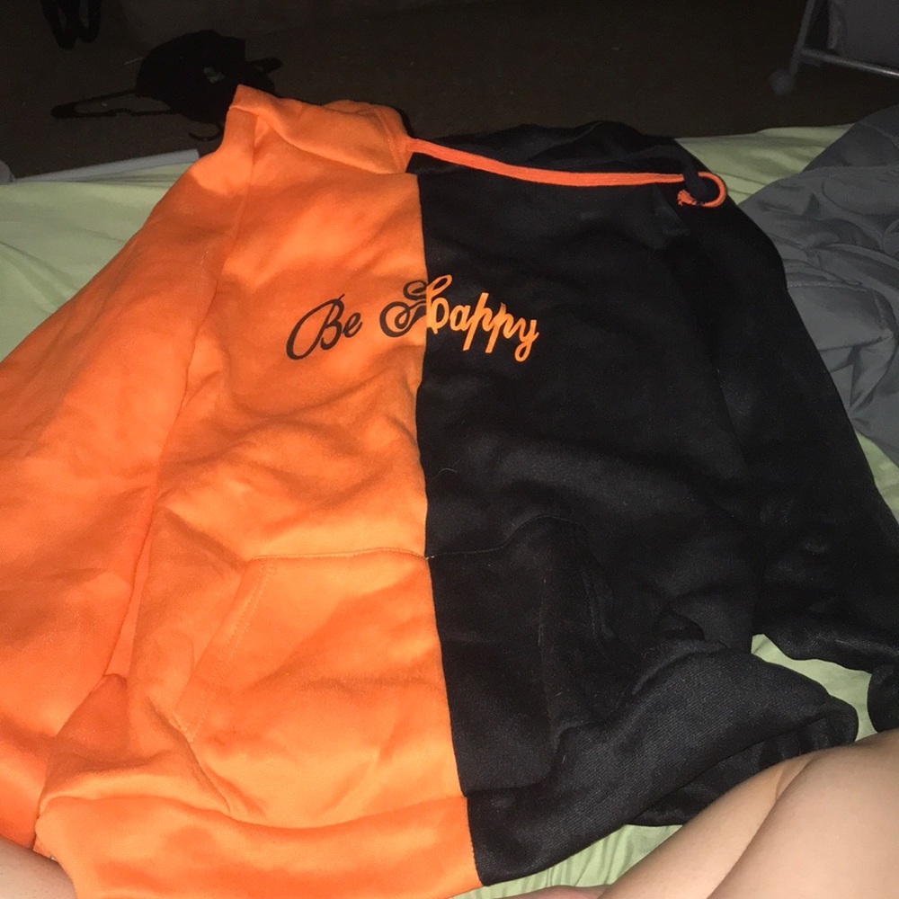 Very cute hoodie!